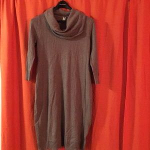 Old Navy Maternity Sweater Dress 3/4 Sleeve.
